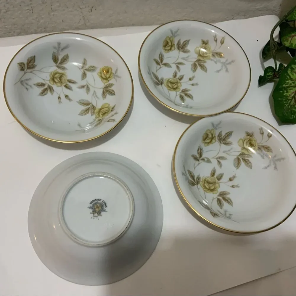 Noritake 5511  Desert Fruit  Bowls floral gold trimmed  Set 4  Vintage 5.5” G13